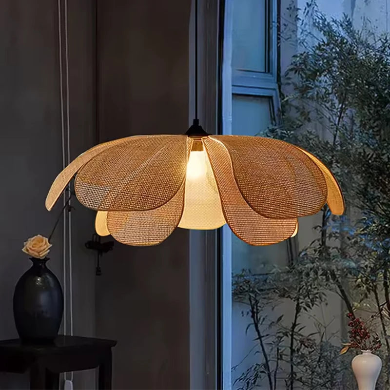 Rattan Woven Petal Pendant Lamp Retro LED Dining Room Chandelier Bedroom Living Restaurant Tea Room Home Decor Lighting Fixture